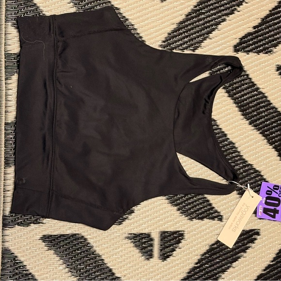 yogaworks Other - BLACK SPORTS BRA
